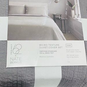 Micro Texture Duvet cover set King - Project 62 NWOT